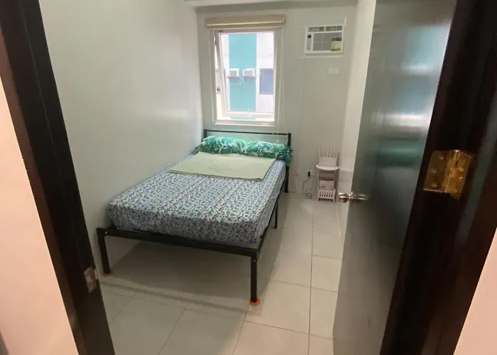 Apartament Zeke *